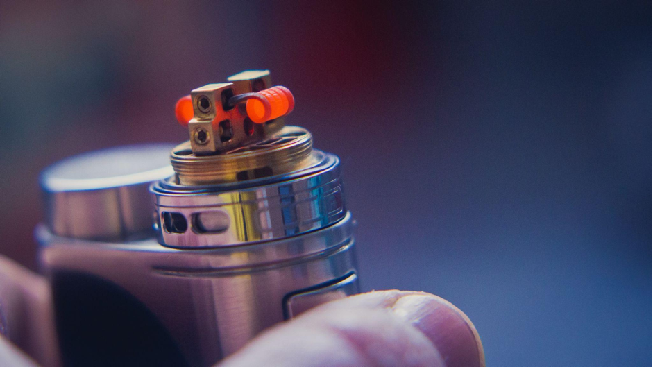 18650 vape mod Exploring Vape Hardware Varieties and Features